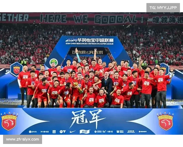 上海海港1-0客胜大连英博,积66分卫冕中超实现三连冠 上海海港1-0客胜大连英博,积66分卫冕中超实现三连冠